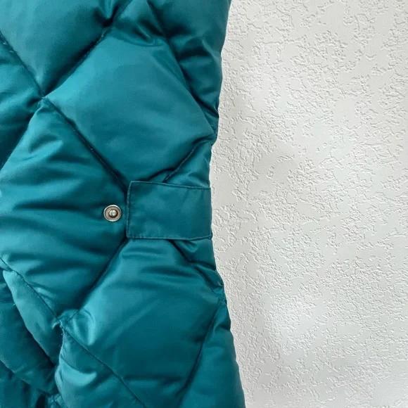Women’s Eddie Bauer down vest size medium Teal Quilted Women's vest - Picture 8 of 10